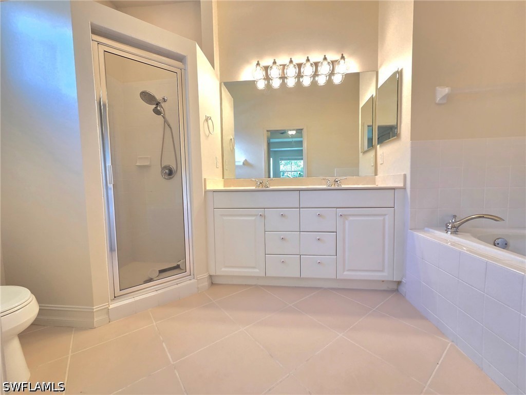 7892 Sanctuary Cir 2 Property Photo 14