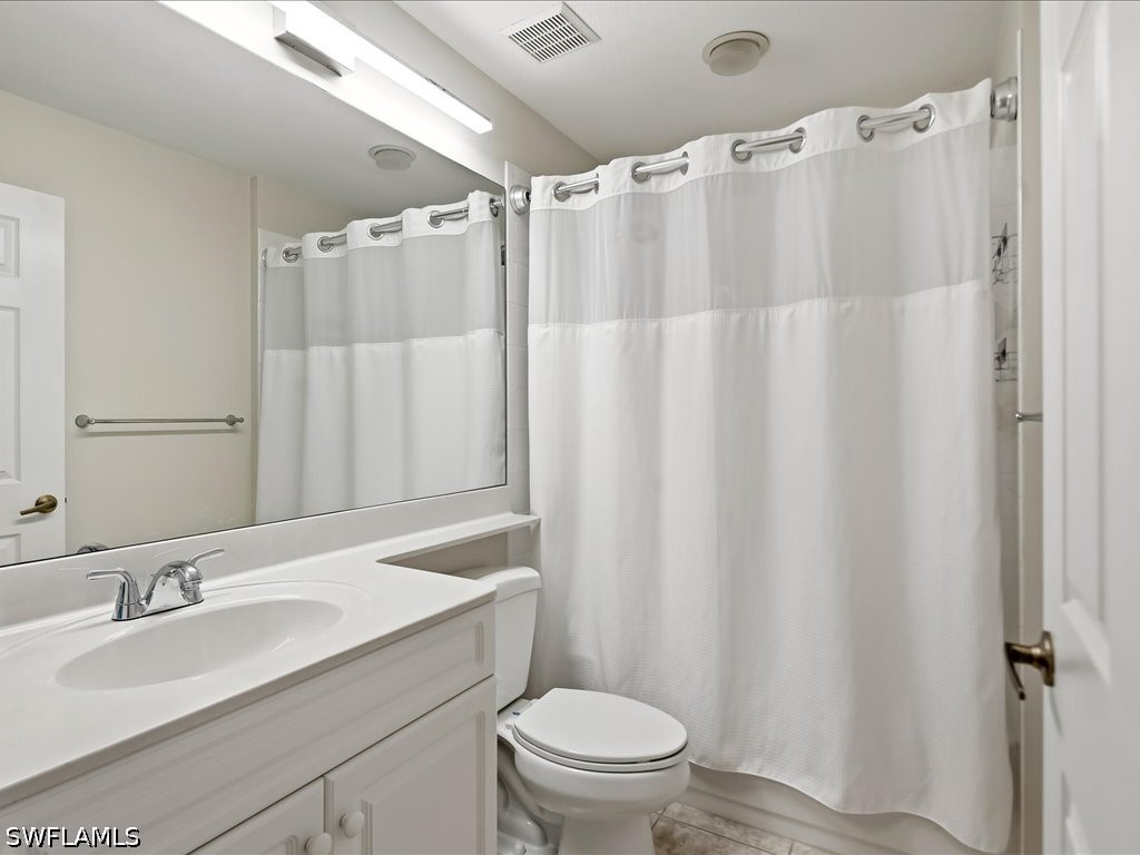 25064 Peacock Ln 101 Property Photo 12