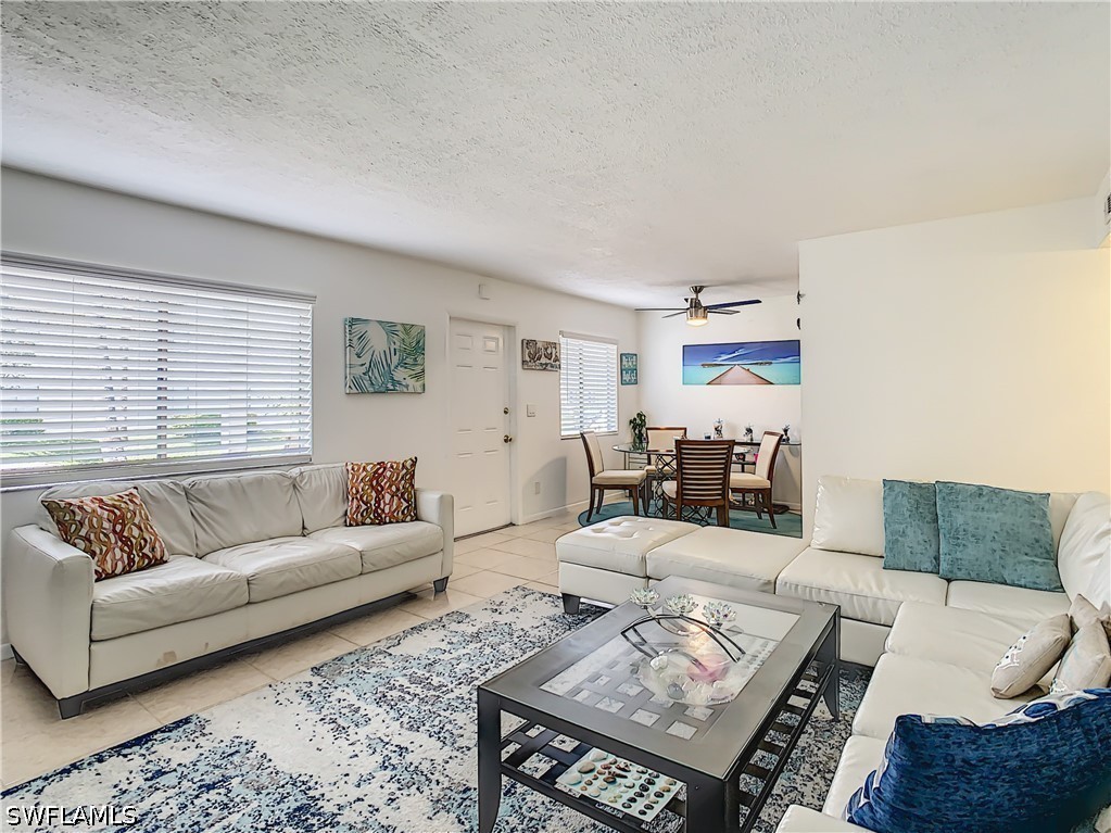 4625 Bayshore Dr D8 Property Photo 5