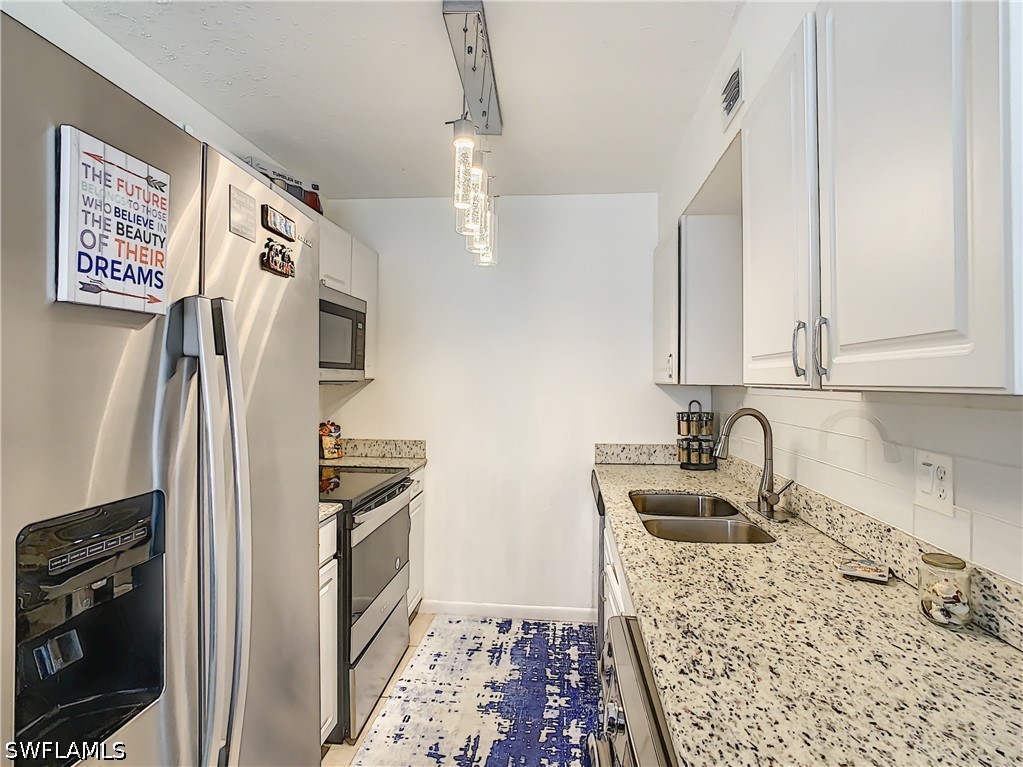 4625 Bayshore Dr D8 Property Photo 7