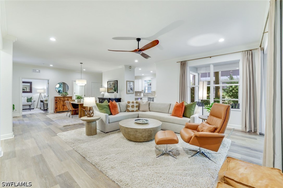 4956 Shaker Heights CT 101