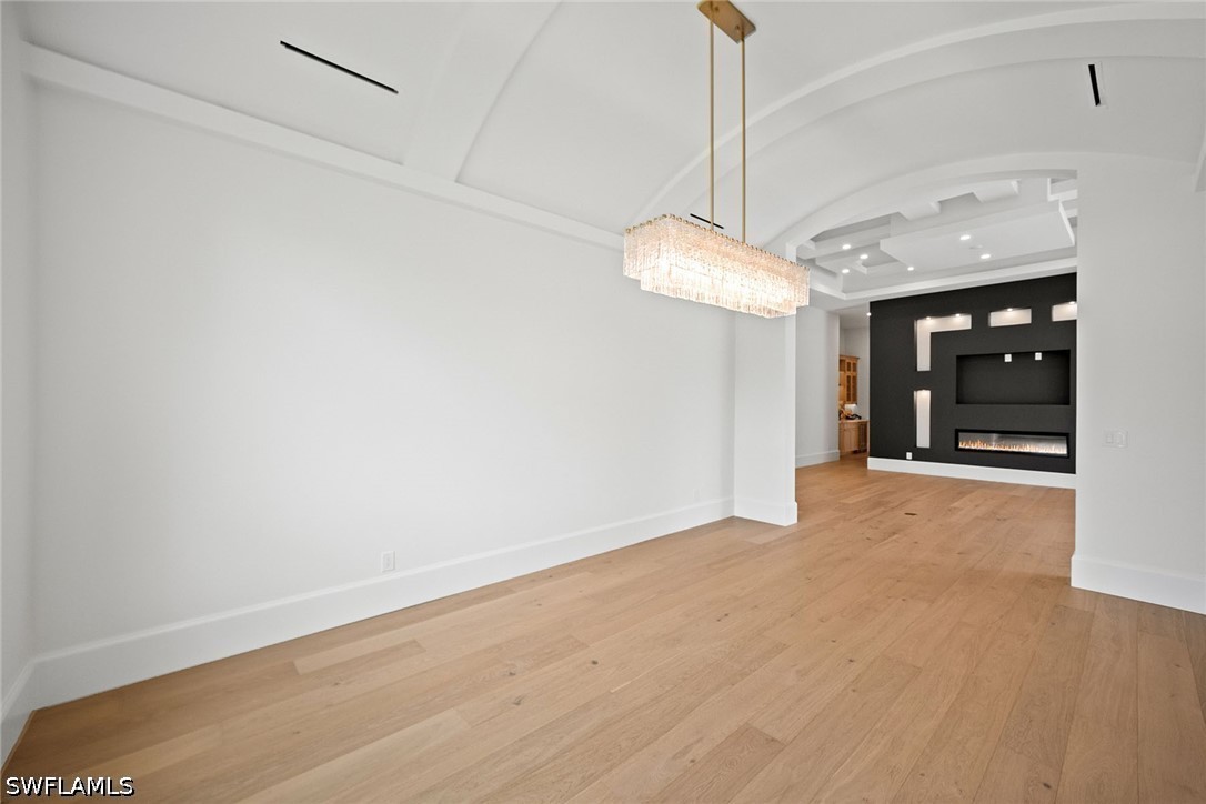 623 Park Shore Dr Property Photo 10