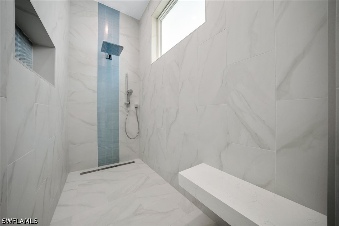 623 Park Shore Dr Property Photo 16