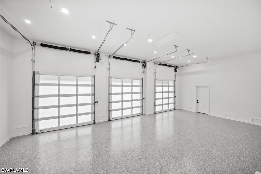 623 Park Shore Dr Property Photo 27