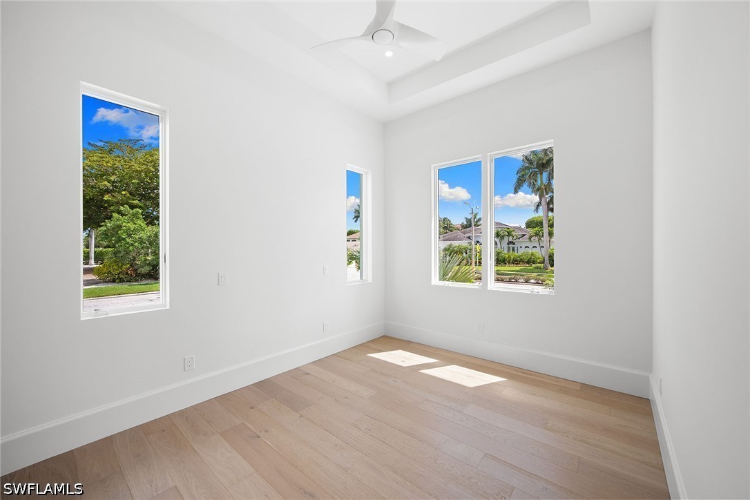 623 Park Shore Dr Property Photo 32