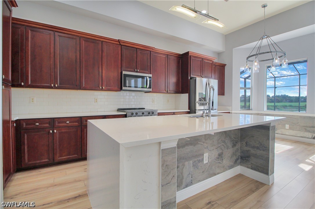 1696 Sarazen Pl Property Photo 10