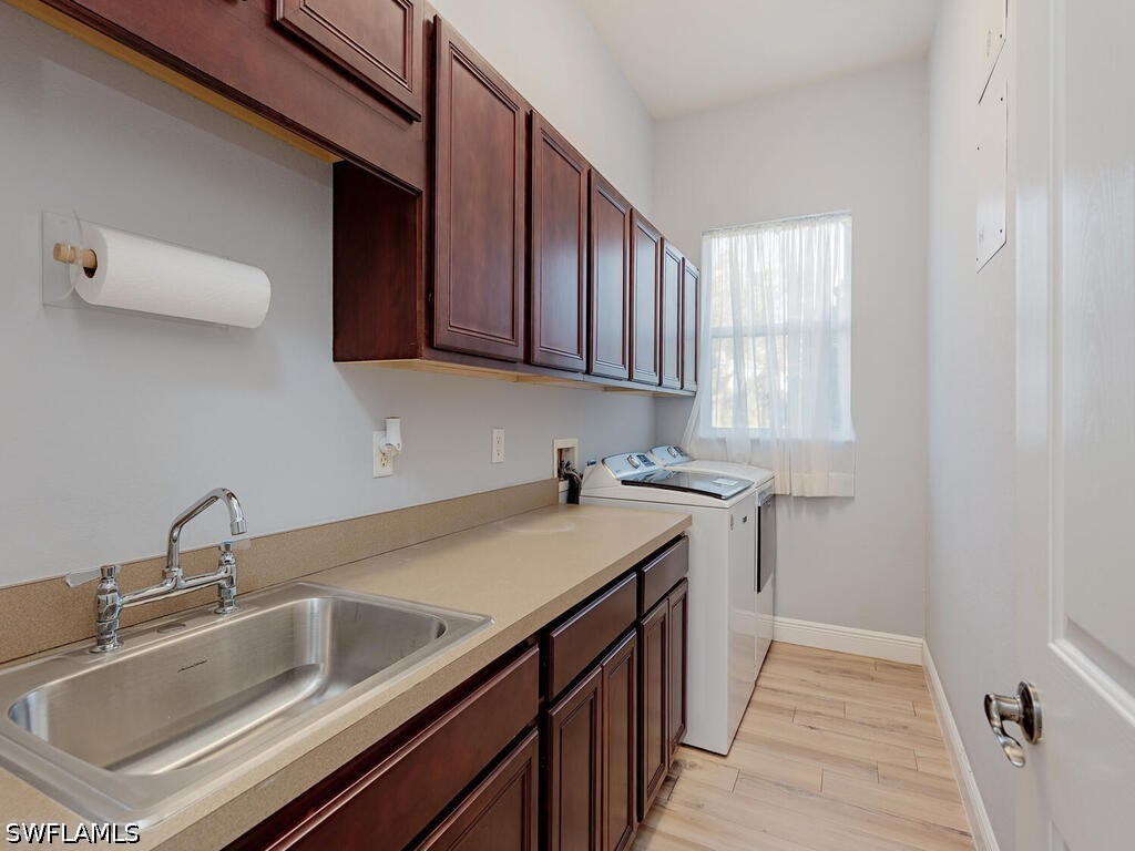 1696 Sarazen Pl Property Photo 27