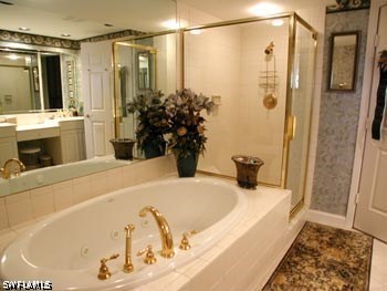 7117 Pelican Bay Blvd 1202 Property Photo 8