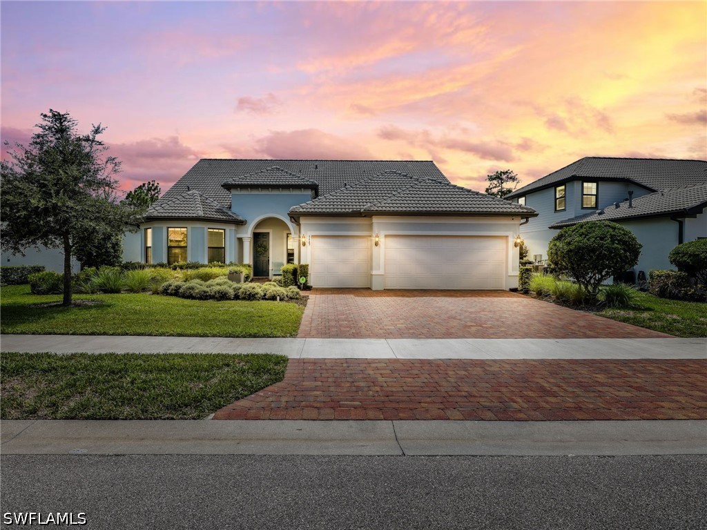 9487 Greyhawk Trl Property Photo 2