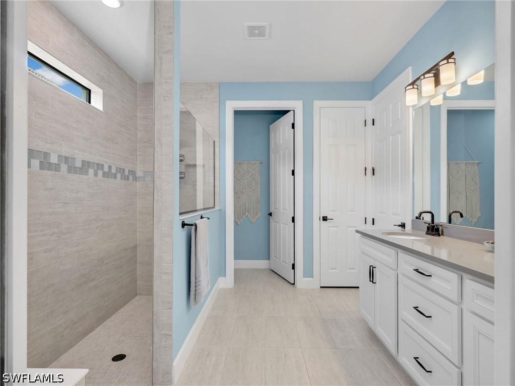 9487 Greyhawk Trl Property Photo 16