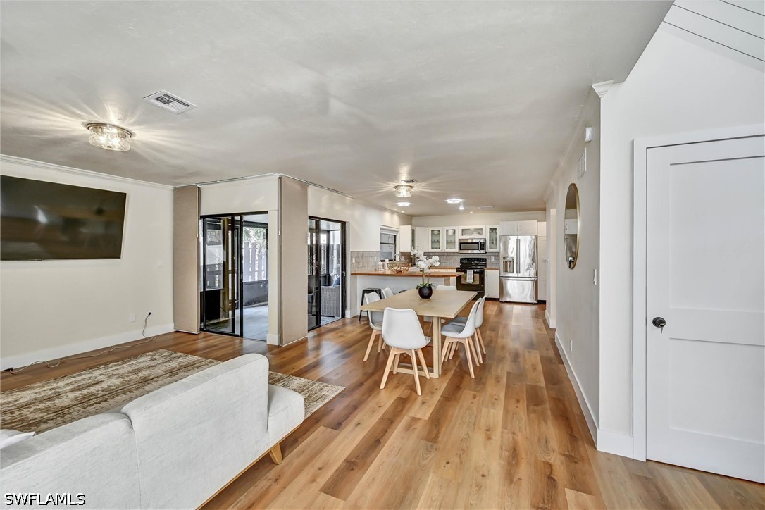 226021115 Property Photo 10