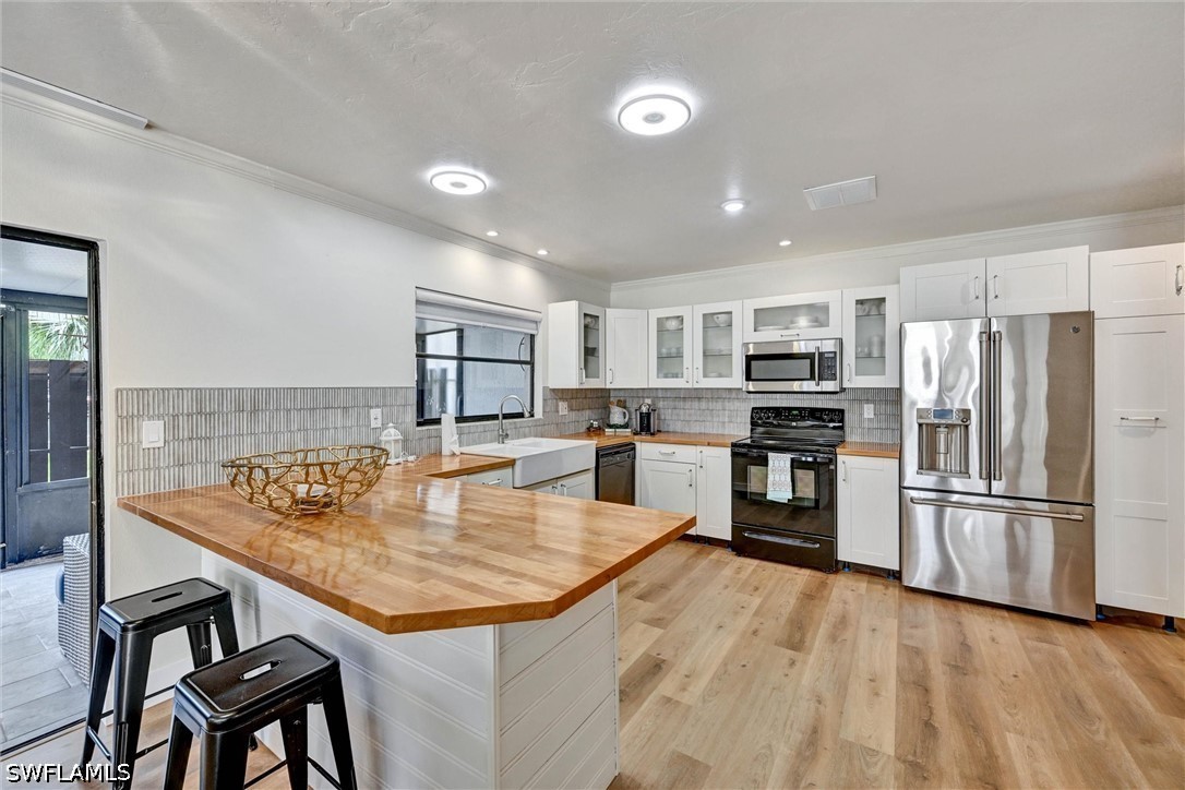 226021115 Property Photo 13