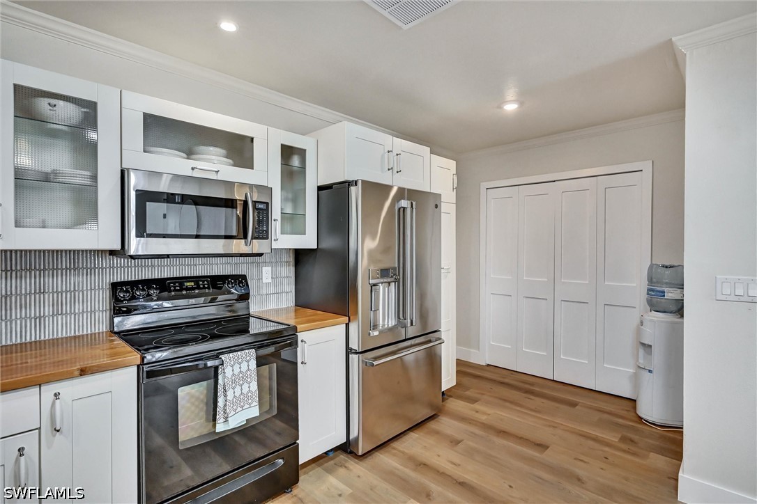 226021115 Property Photo 17