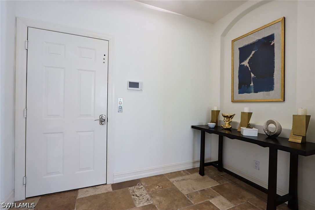 2868 Tiburon Blvd E 102 Property Photo 8