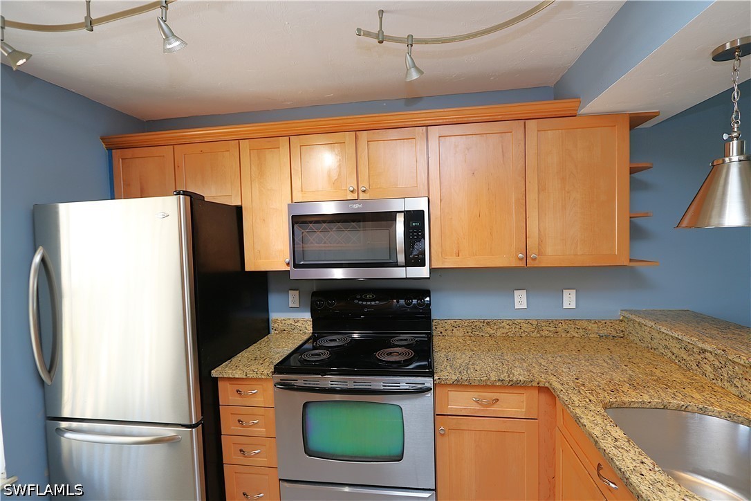 1305 Mainsail Dr 1002 Property Photo 7