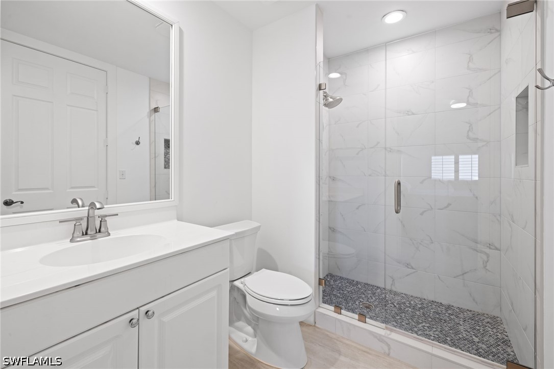 400 Flagship Dr 1104 Property Photo 23