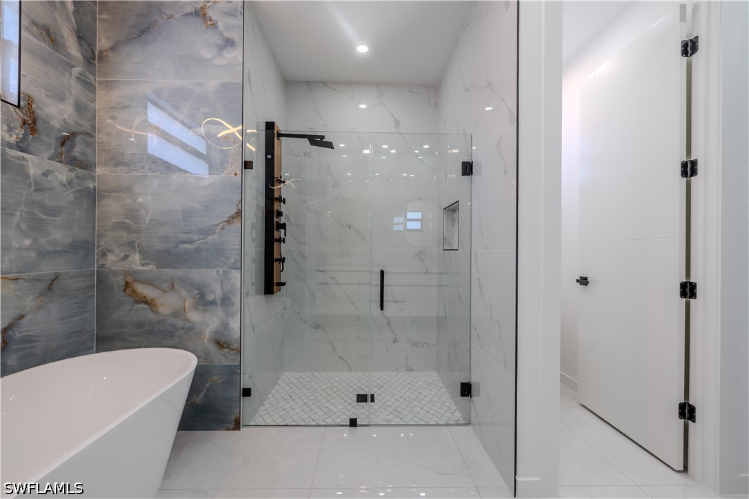226021227 Property Photo 6