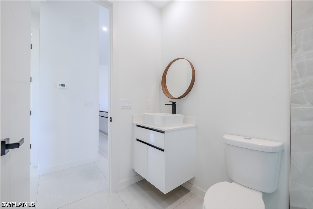 226021227 Property Photo 11
