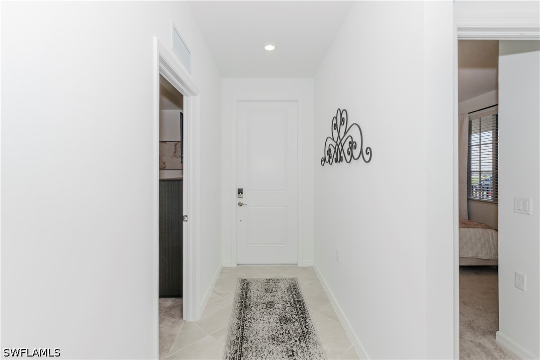 5583 Double Eagle Cir 4137 Property Photo 4