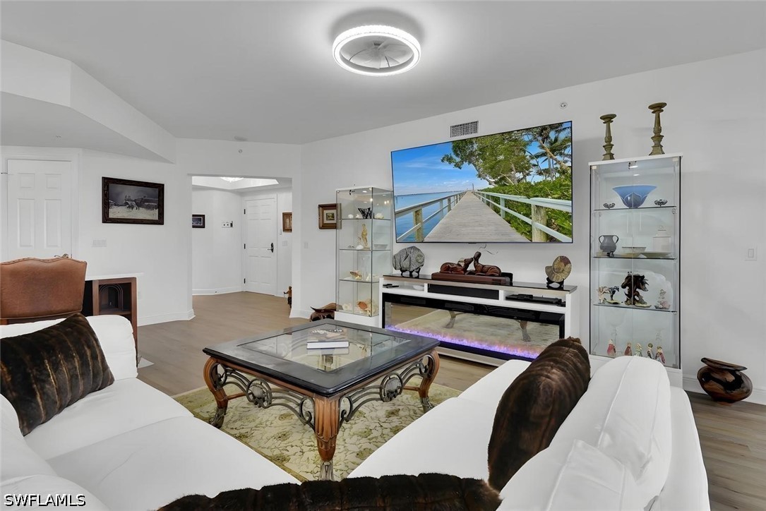 1065 Borghese Ln 2003 Property Photo 10