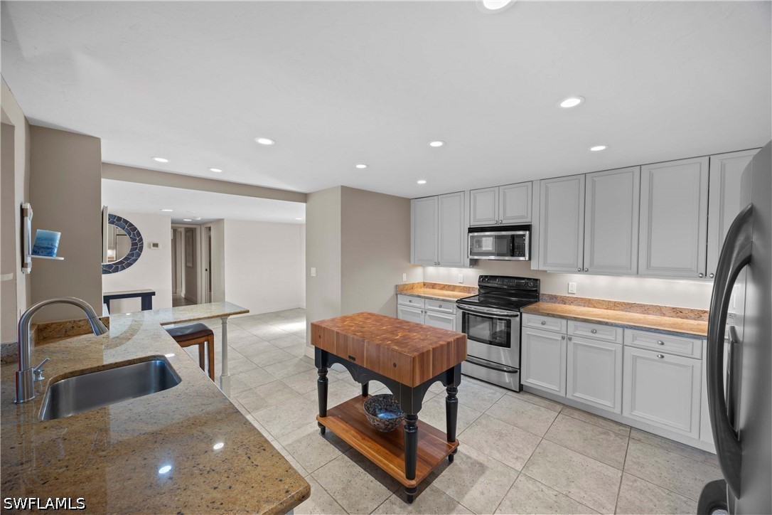 15 Bluebill Ave 103aa Property Photo 6