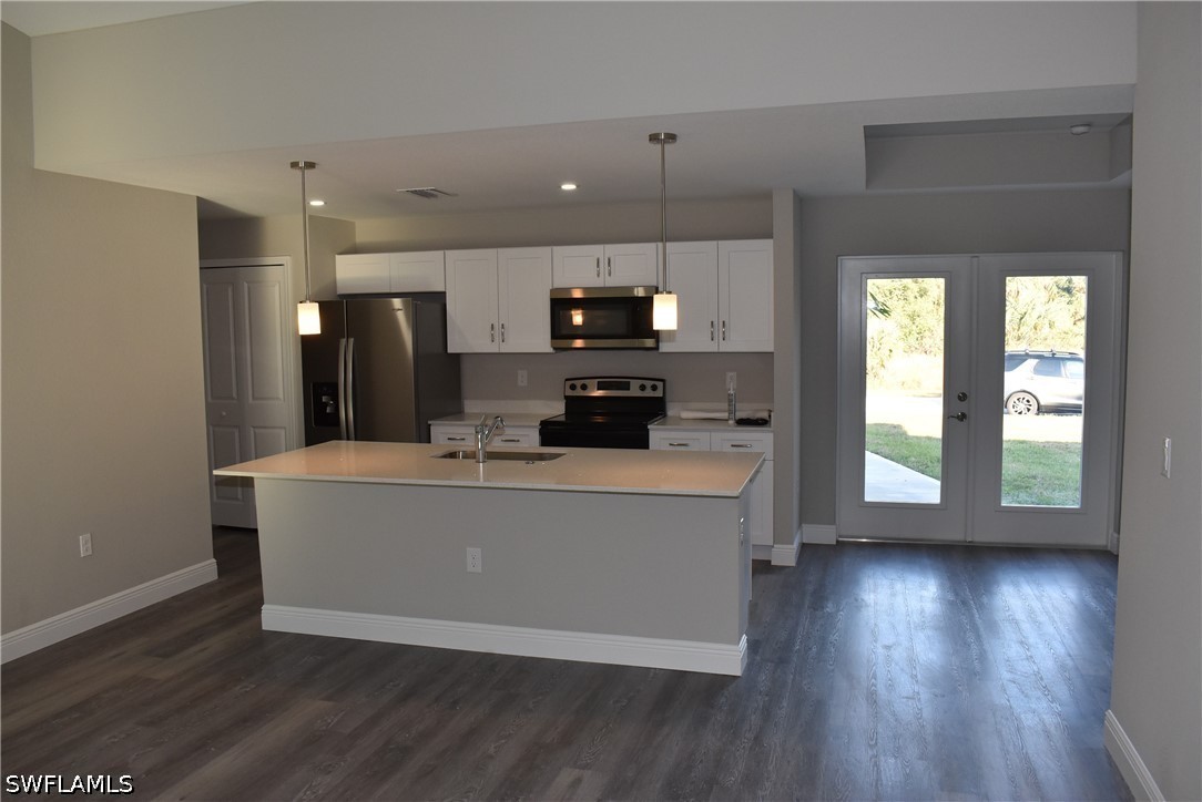 3761 Casco Cir Property Photo 2