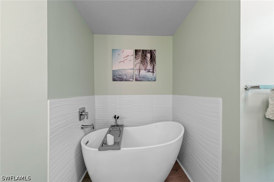 20261 Estero Gardens Cir 207 Property Photo 20