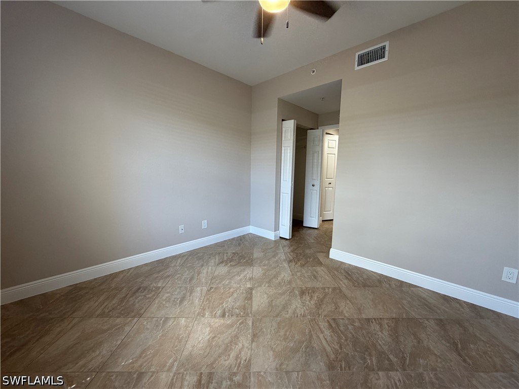 4635 Saint Croix Ln 1214 Property Photo 6