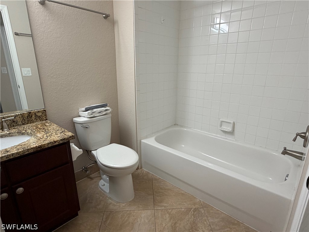 4635 Saint Croix Ln 1214 Property Photo 7