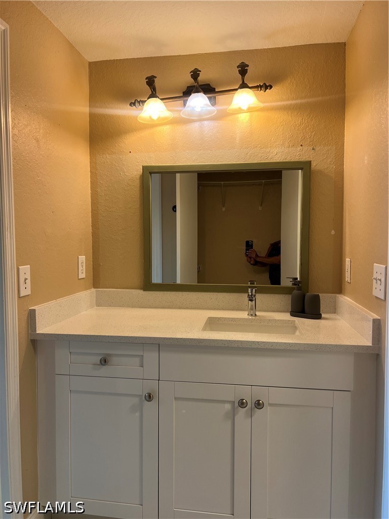 23500 Walden Center Dr 106 Property Photo 11