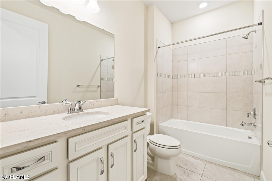 2244 Yellowfin Cir Property Photo 18