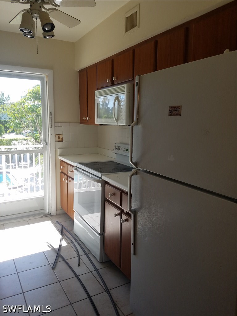 216 Banyan Blvd 216 Property Photo 11