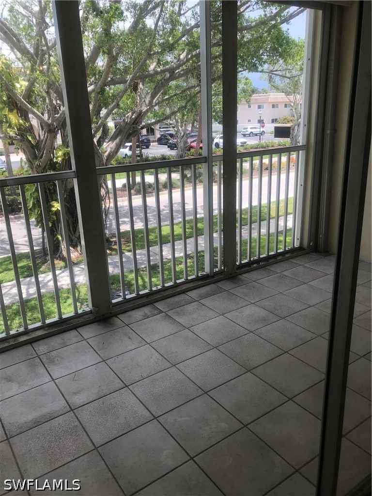 216 Banyan Blvd 216 Property Photo 21