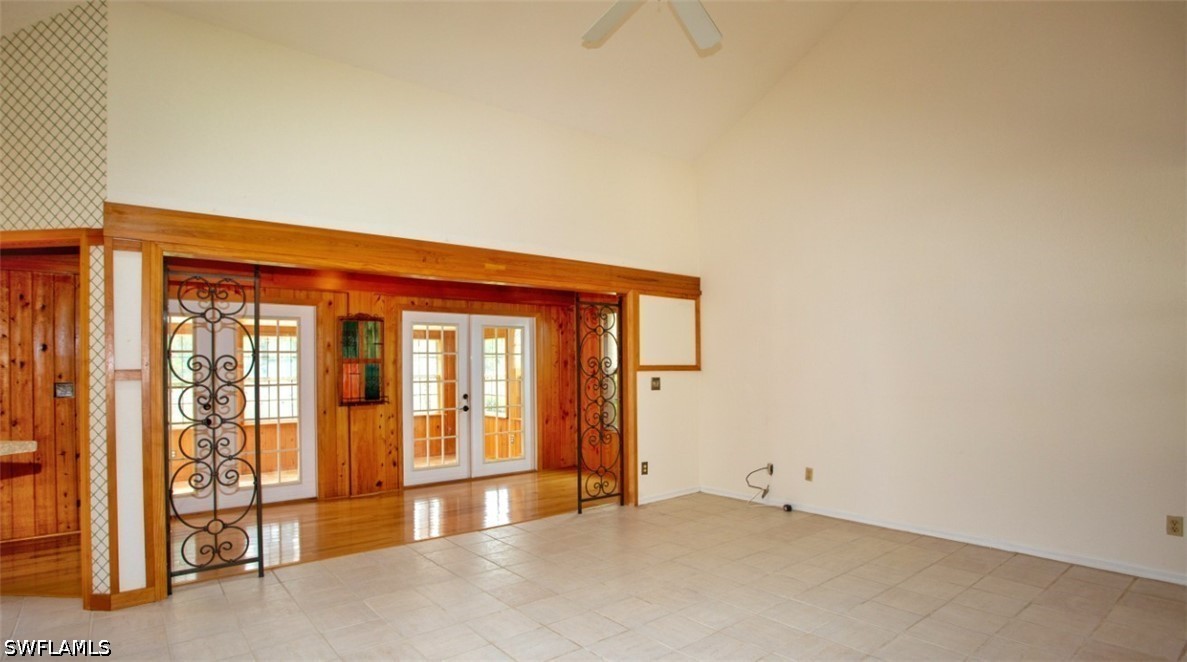 226021643 Property Photo 15