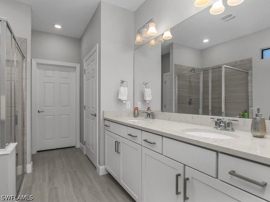 17581 Ashcomb Way Property Photo 21