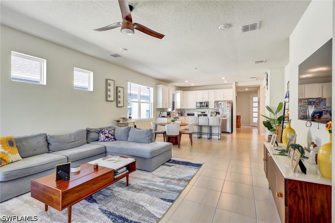 15806 Gem View St Property Photo 14