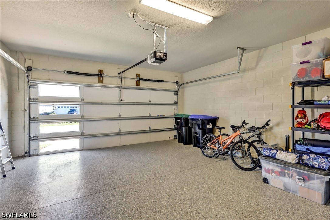 15806 Gem View St Property Photo 23
