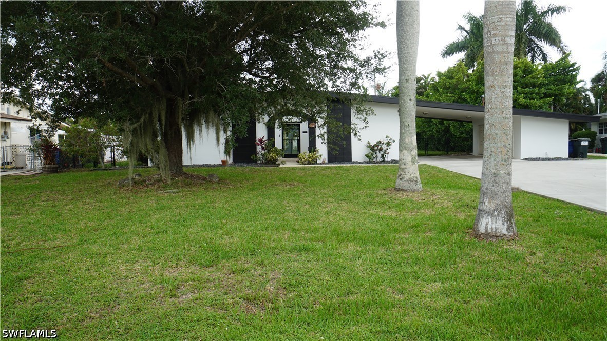 544 Bayside DR Property Photo 1