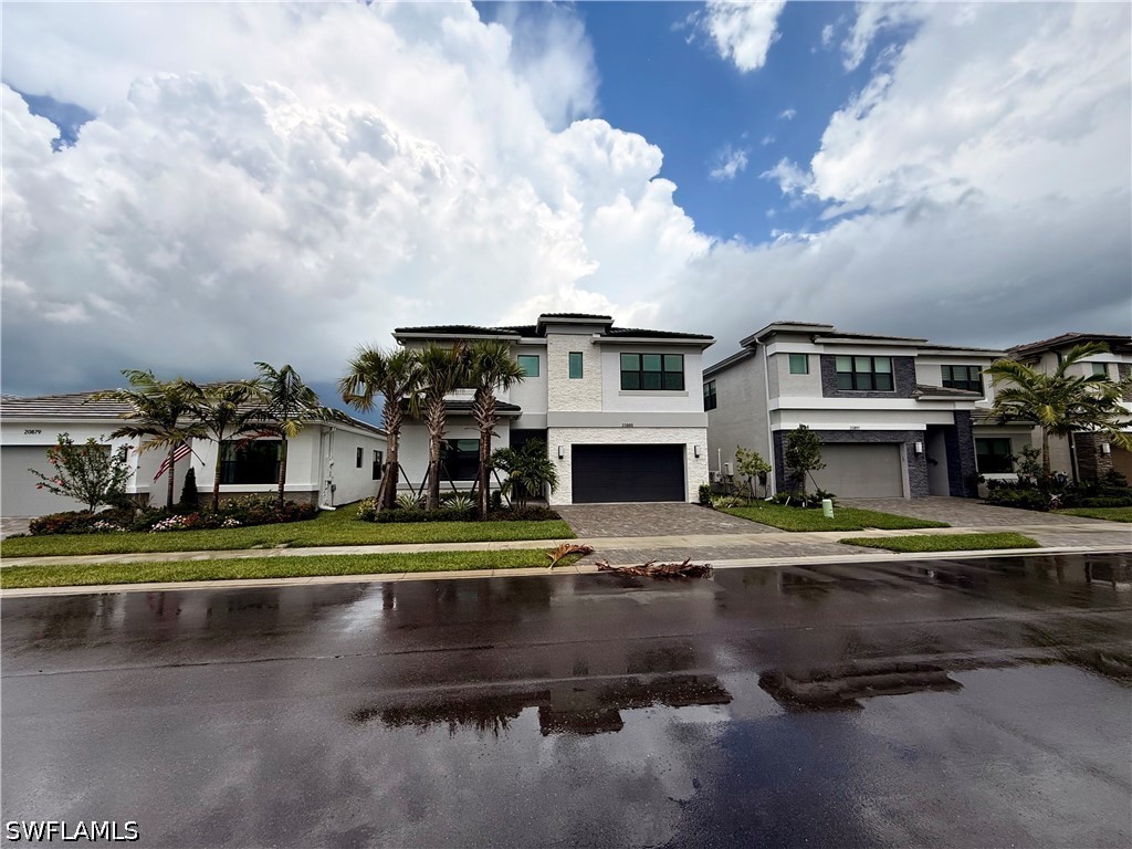 20885 Thistle Leaf Ln Property Photo 3