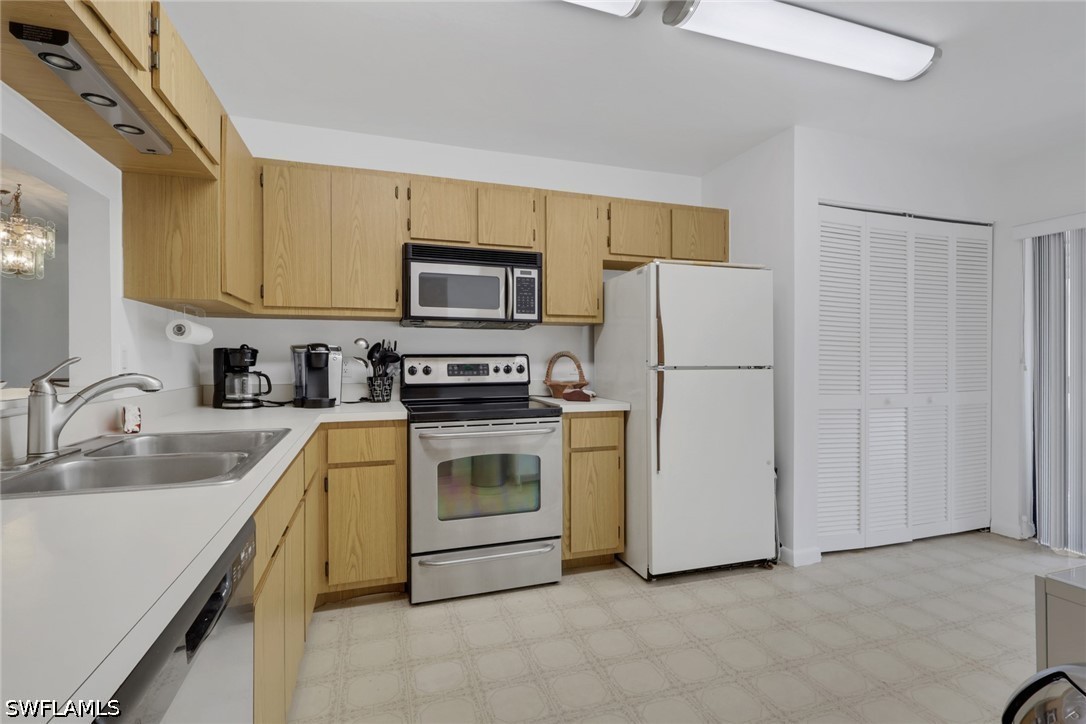 15456 Admiralty Cir 10 Property Photo 10
