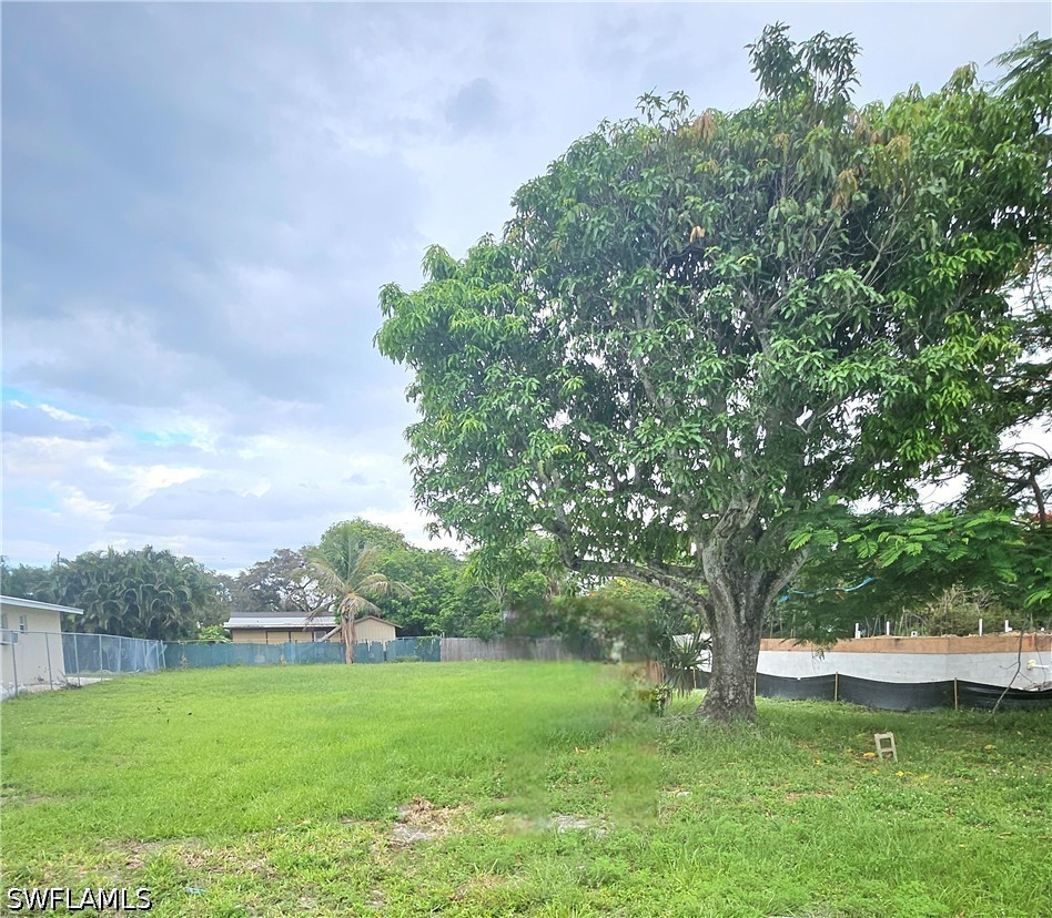 Bayside St Property Photo 4