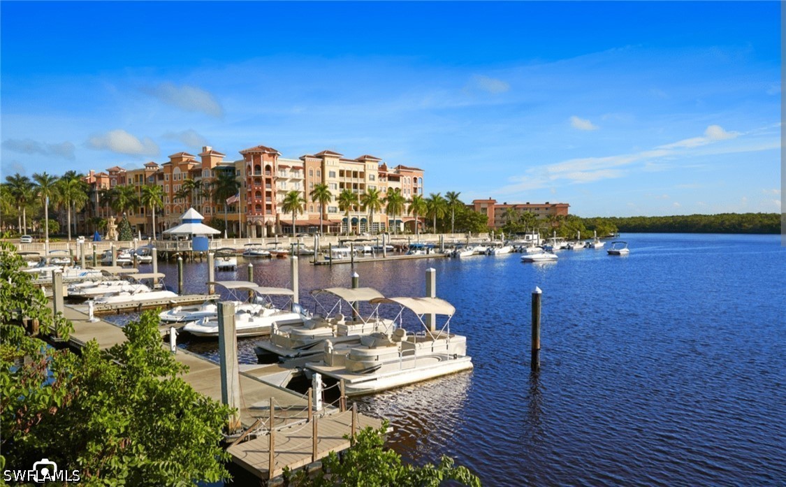 Bayside St Property Photo 17
