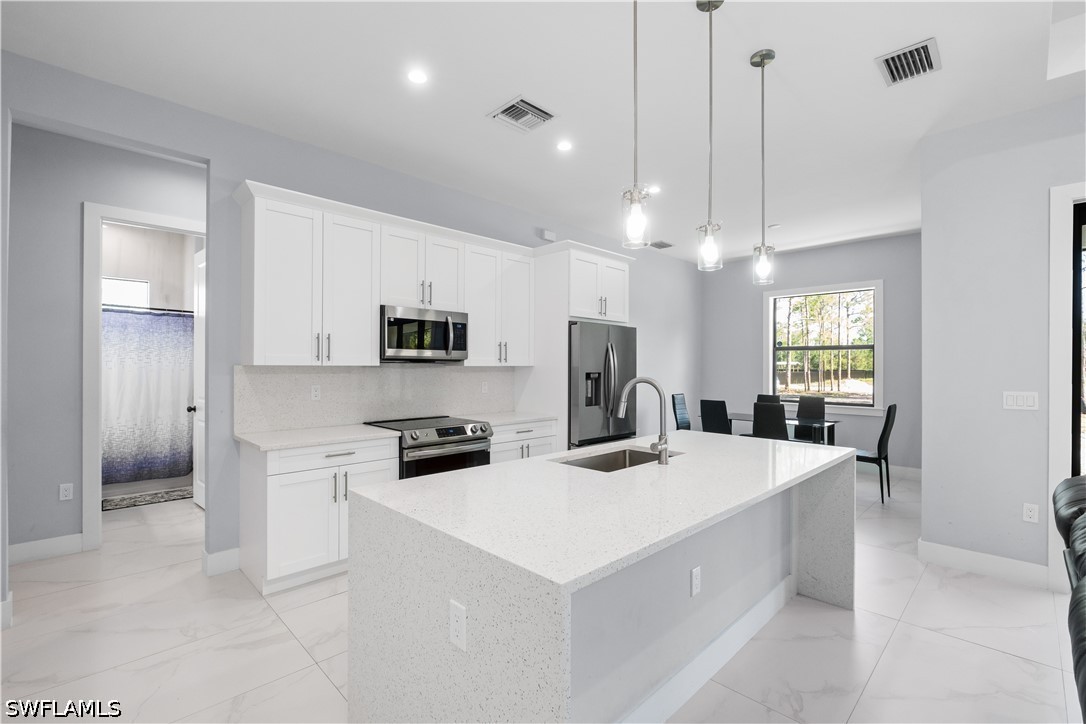 226021927 Property Photo 4