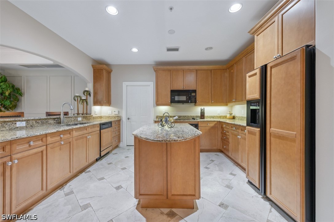 226021981 Property Photo 10