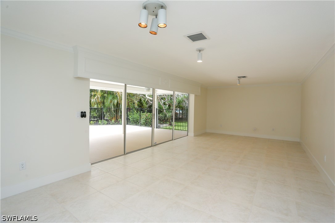 2901 Crayton Rd Property Photo 35
