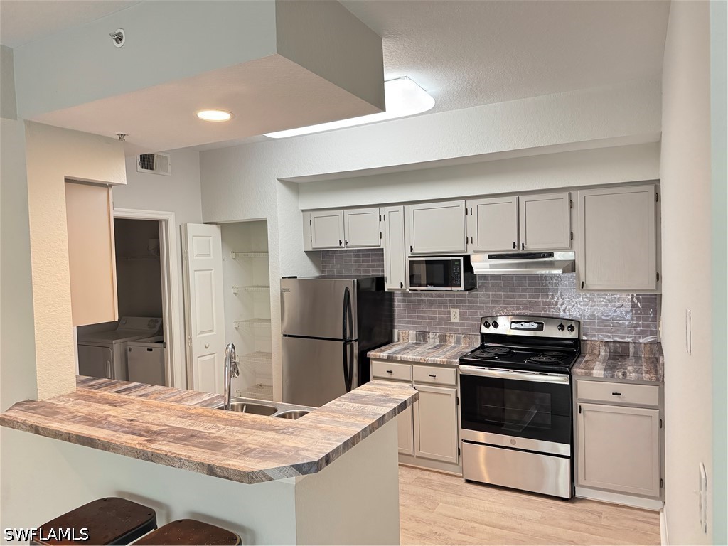 226022048 Property Photo 3