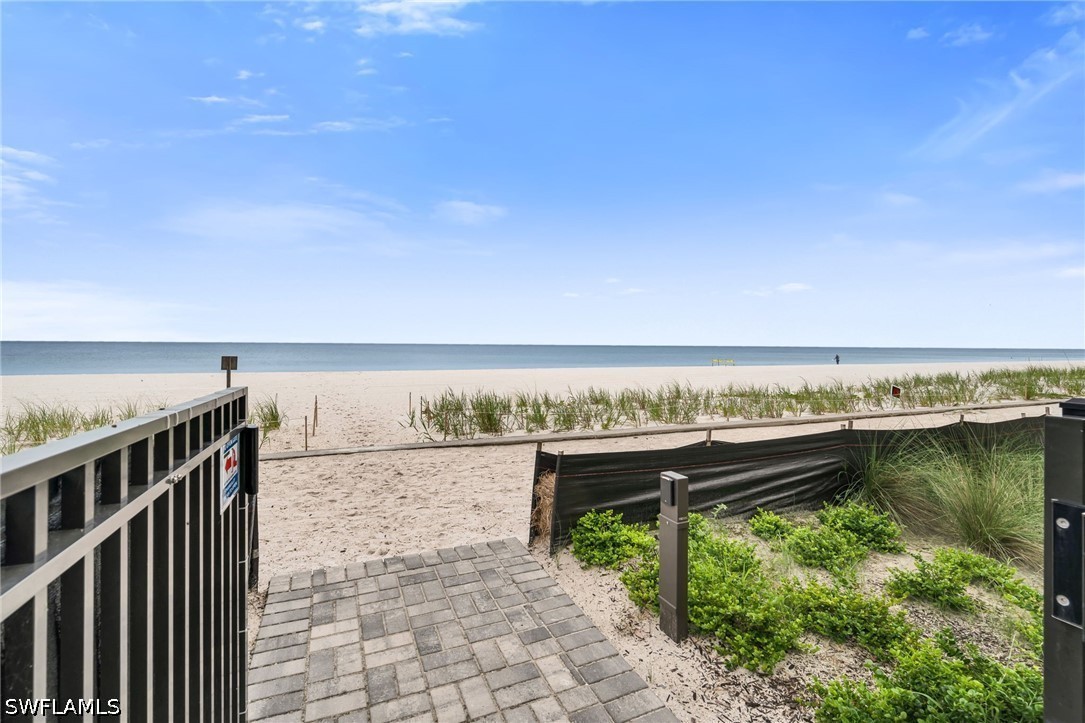 4001 Gulf Shore Blvd N 507 Property Photo 20