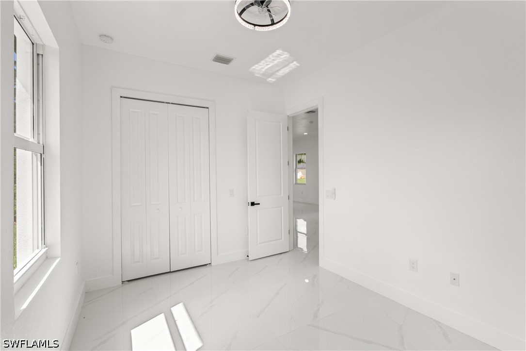 936 Anthony E Property Photo 12
