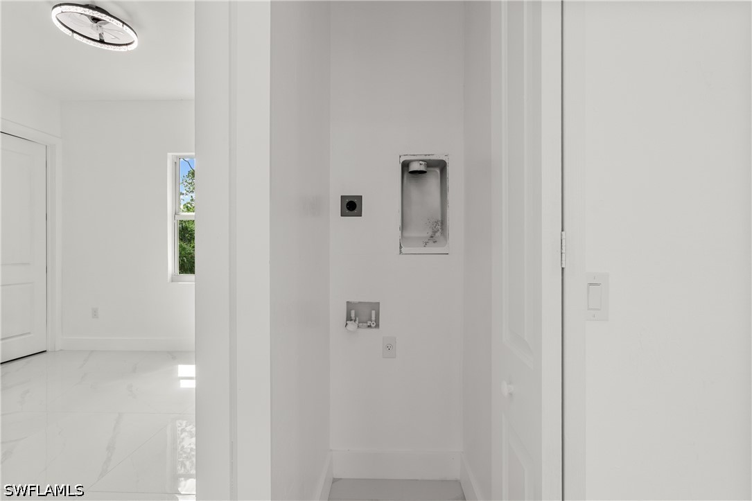 936 Anthony E Property Photo 19