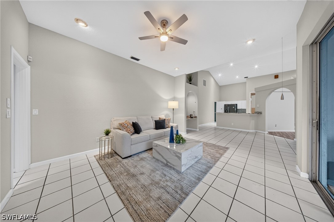 2628 White Cedar Ln Property Photo 4
